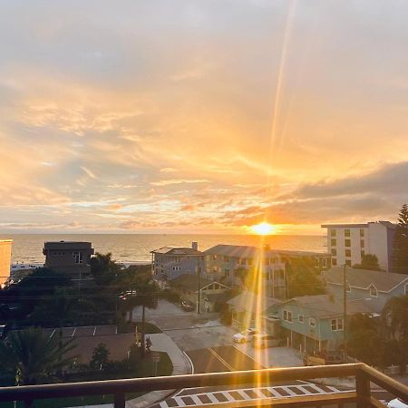Gulf Coast Gold Private Condo - 2Bed, 2Bath, Sleep 6, Across Street From Beach, Balcony Views Of Sunsets, Beach & Gulf, Pool, Gym 圣徒皮特海滩 外观 照片