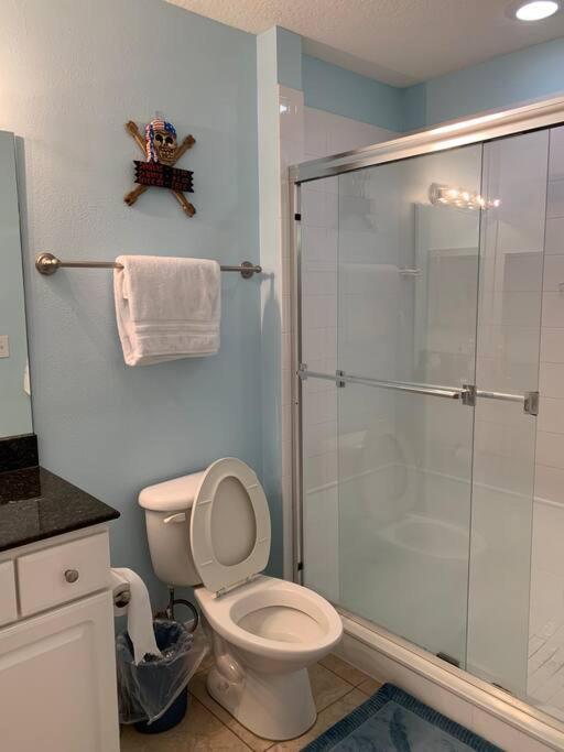 Gulf Coast Gold Private Condo - 2Bed, 2Bath, Sleep 6, Across Street From Beach, Balcony Views Of Sunsets, Beach & Gulf, Pool, Gym 圣徒皮特海滩 外观 照片