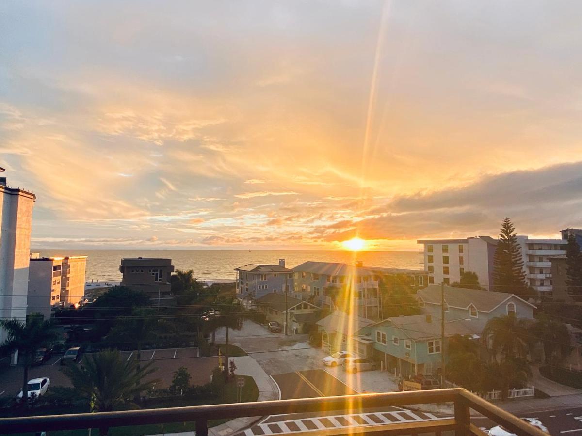 Gulf Coast Gold Private Condo - 2Bed, 2Bath, Sleep 6, Across Street From Beach, Balcony Views Of Sunsets, Beach & Gulf, Pool, Gym 圣徒皮特海滩 外观 照片