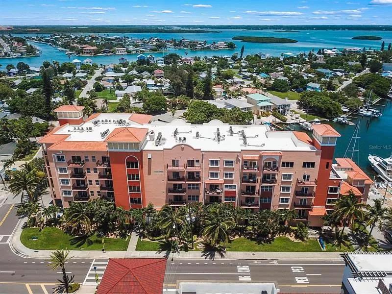 Gulf Coast Gold Private Condo - 2Bed, 2Bath, Sleep 6, Across Street From Beach, Balcony Views Of Sunsets, Beach & Gulf, Pool, Gym 圣徒皮特海滩 外观 照片